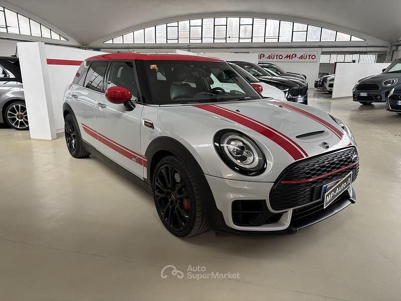 Usata Mini John Cooper Works 306 CV (225 kW) 2019 Argento Utilitaria