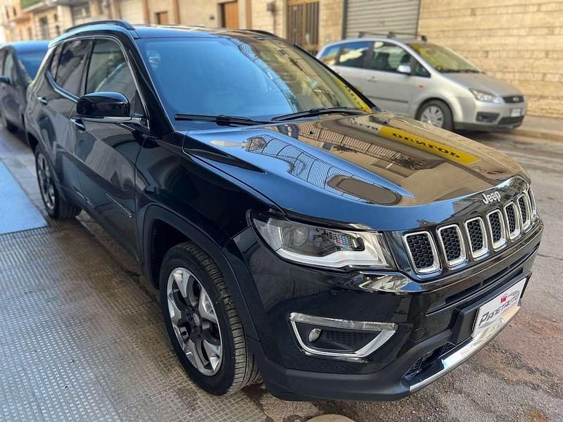 Nero Usata 2018 Jeep Compass Limited SUV | 14.800 € (Buon prezzo) - Immagine 1/4