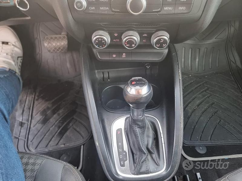 Usata Audi A1 125 CV (91 kW) 2010 Nero Utilitaria