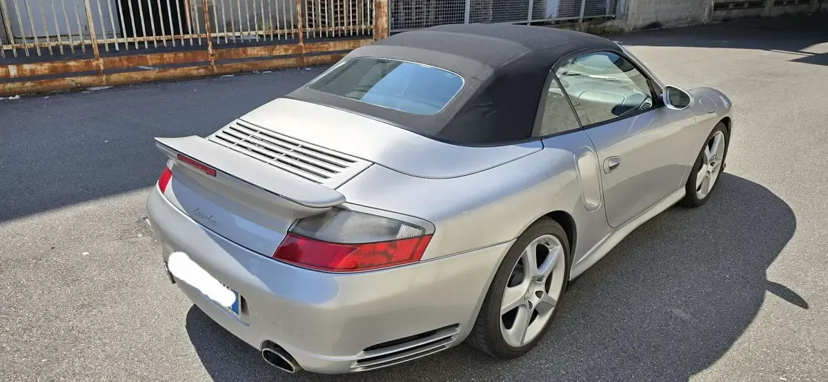 Usata Porsche 911 420 CV (308 kW) 2005 Cabrio