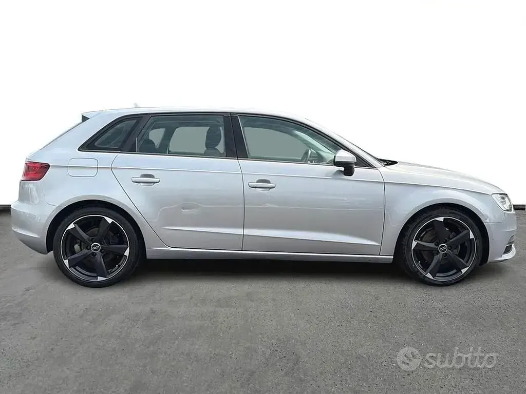 Begagnad Audi A3 Ambition 150 HK (110 kW) 2016 Sedan