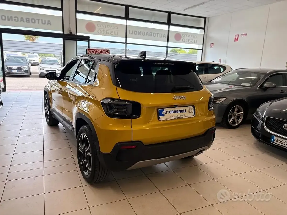 Usata Jeep Avenger Summit 101 CV (74 kW) 2023 Giallo SUV