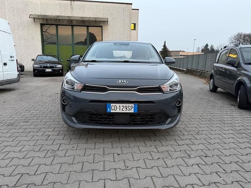 Usata Kia Rio GT-Line 100 CV (73 kW) 2021 Grigio Berlina