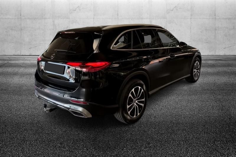 Usata Mercedes GLC220 Advanced Plus 197 CV (144 kW) 2024 Nero metallizzato SUV