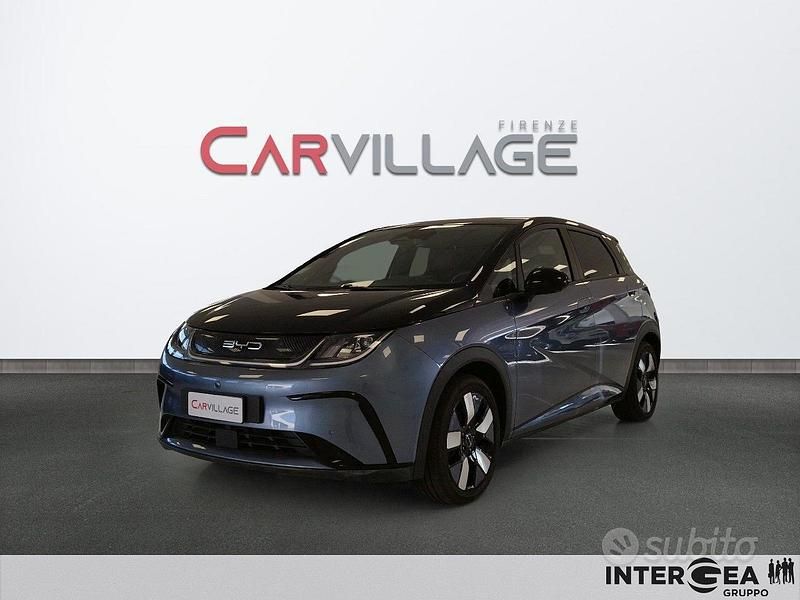 Blu Usata 2023 BYD Dolphin Design Due volumi | 20.700 € (Buon prezzo) - Immagine 1/4