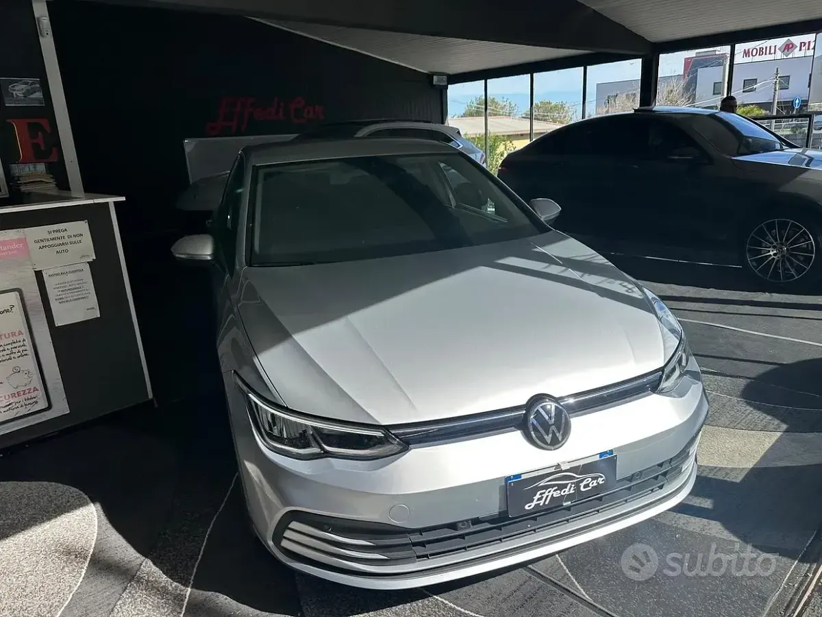 Usata VW Golf VII Life 150 CV (110 kW) 2020 Grigio Berlina