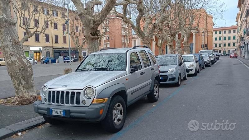 Usata Jeep Cherokee Sport 2005 SUV