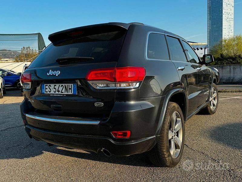 Usata Jeep Grand Cherokee Overland 241 CV (177 kW) 2013 SUV