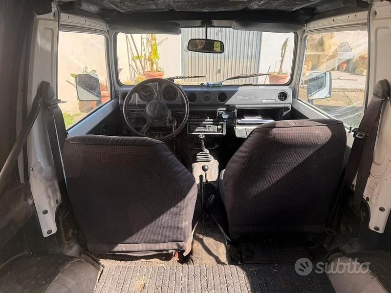 Usata Suzuki Samurai 45 CV (33 kW) 1985 Bianco SUV