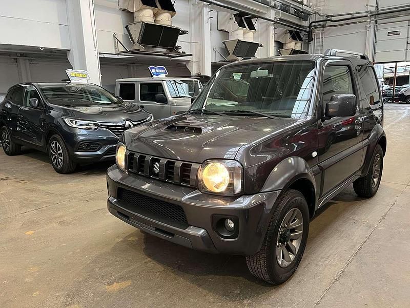 Usata Suzuki Jimny 84 CV (61 kW) 2017 Grigio SUV