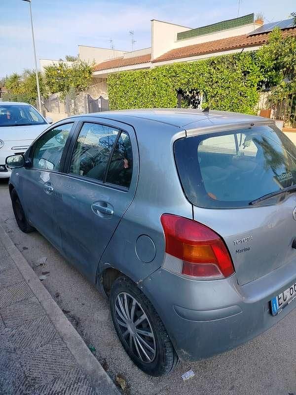 Usata Toyota Yaris 90 CV (66 kW) 2009 Utilitaria