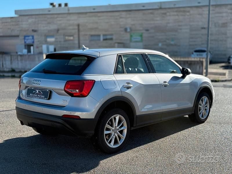 Usata Audi Q2 Business 116 CV (85 kW) 2018 Grigio SUV