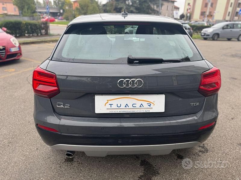 Usata Audi Q2 Business 116 CV (85 kW) 2018 Grigio SUV