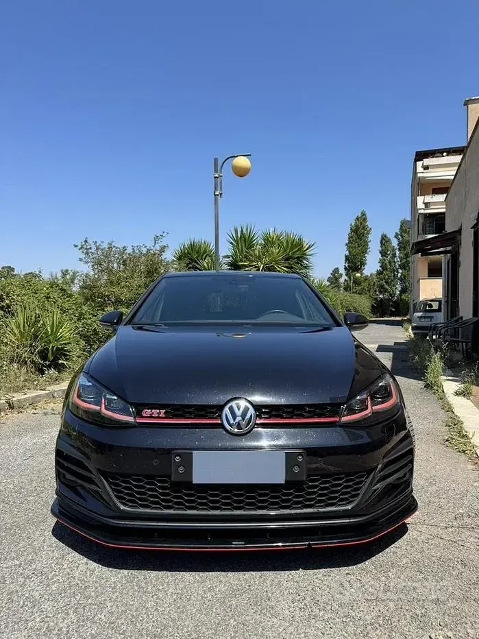 Usata VW Golf VIII GTI 245 CV (180 kW) 2024 Nero Berlina