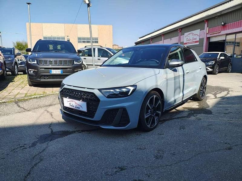 Usata Audi A1 S-Line 110 CV (80 kW) 2023 Grigio tetto nero SUV
