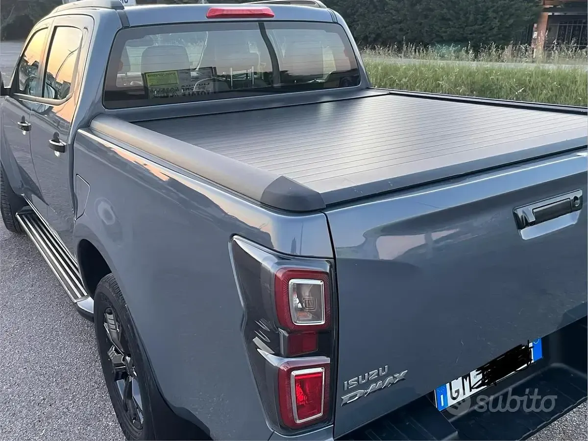 Usata Isuzu D-Max 101 CV (74 kW) 2023 Pick-up