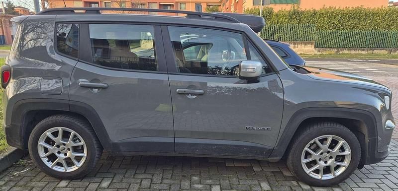 Usata Jeep Renegade Limited 131 CV (96 kW) 2022 Grigio SUV