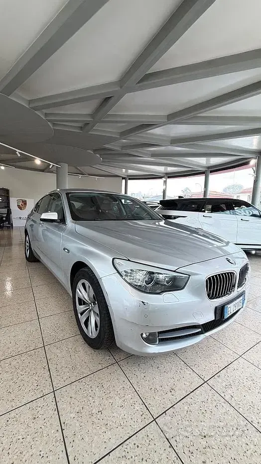 Usata BMW 535 313 CV (230 kW) 2012 Grigio Station wagon