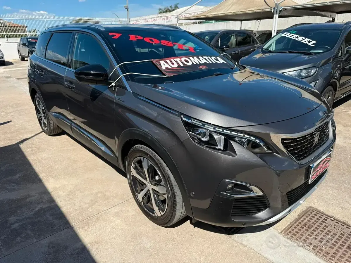 Usata Peugeot 5008 GT-line 120 CV (88 kW) 2017 Grigio Station wagon