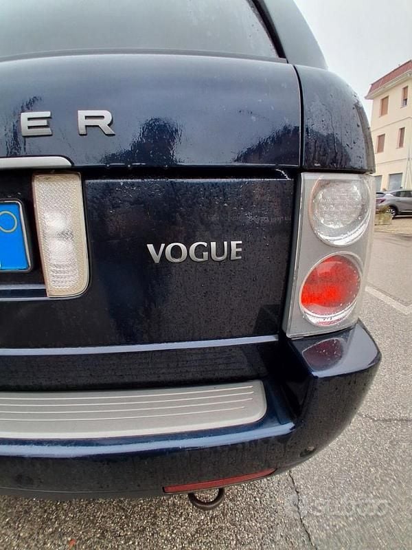 Blu Usata 2007 Land Rover Range Rover Vogue SUV | 10.500 € - Immagine 1/4
