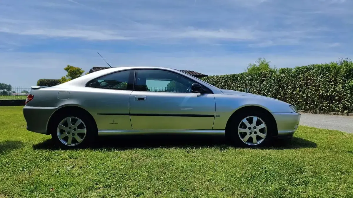 Usata Peugeot 406 Coupe 133 CV (97 kW) 2004 Grigio Coupé