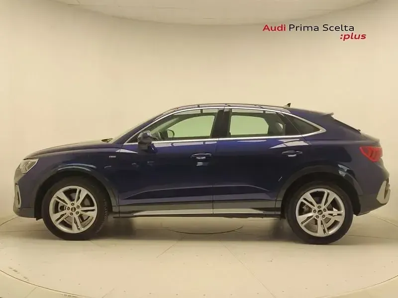 Usata Audi Q3 Sportback S-Line 245 CV (180 kW) 2024 Blu navarra metallizzato SUV