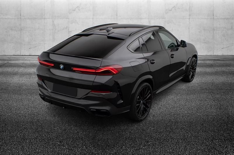 Usata BMW X6 M Sport 340 CV (250 kW) 2022 Nero metallizzato SUV