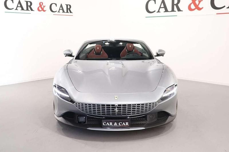 Nuova Ferrari Roma 620 CV (456 kW) 2025 Argento Coupé