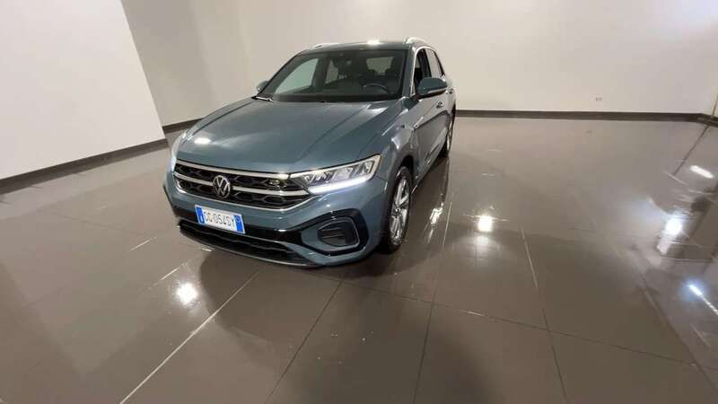 Petroleum blue metallizzato Usata 2022 VW T-Roc R-line SUV | 20.900 € (Ottimo prezzo) - Immagine 1/4