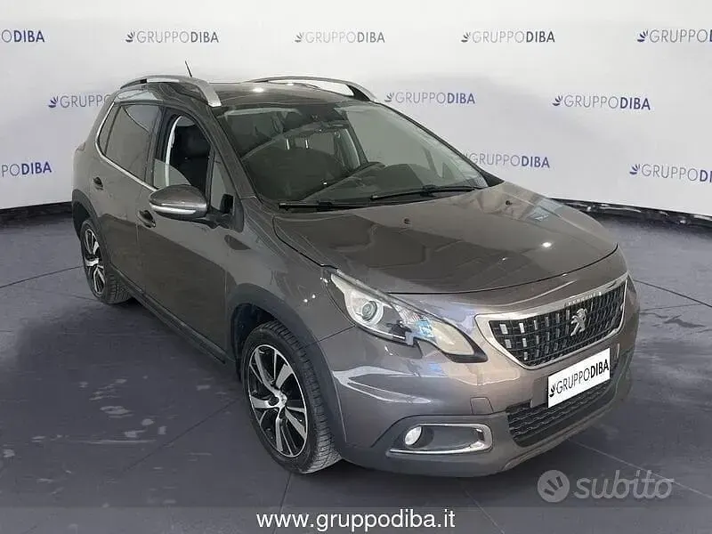 Usata Peugeot 2008 Allure 99 CV (72 kW) 2018 Bianco SUV