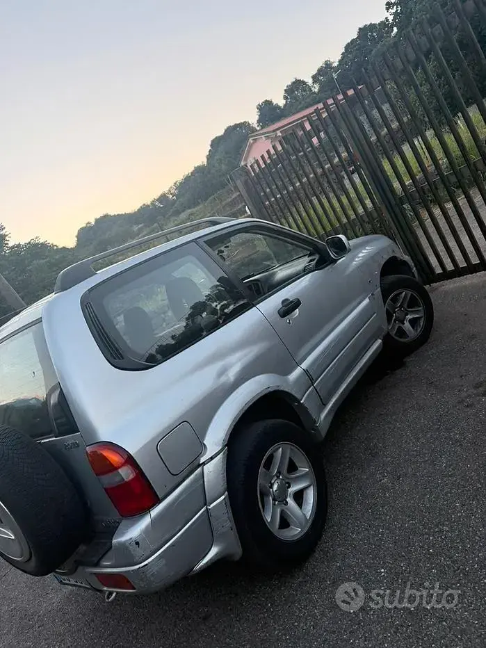 Usata Suzuki Vitara 109 CV (80 kW) 2004 SUV