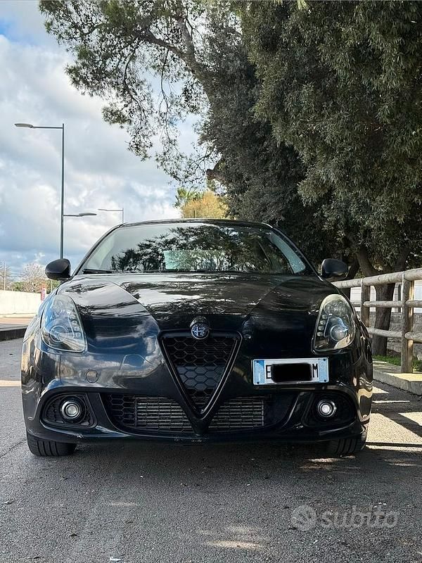 Usata Alfa Romeo Giulietta 105 CV (77 kW) 2015 Utilitaria