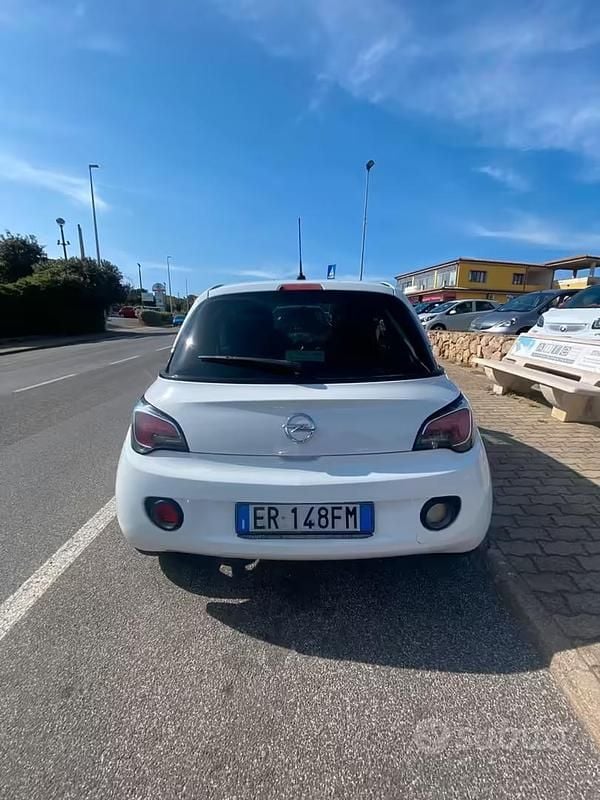 Usata Opel Adam 87 CV (63 kW) 2013 Bianco Utilitaria