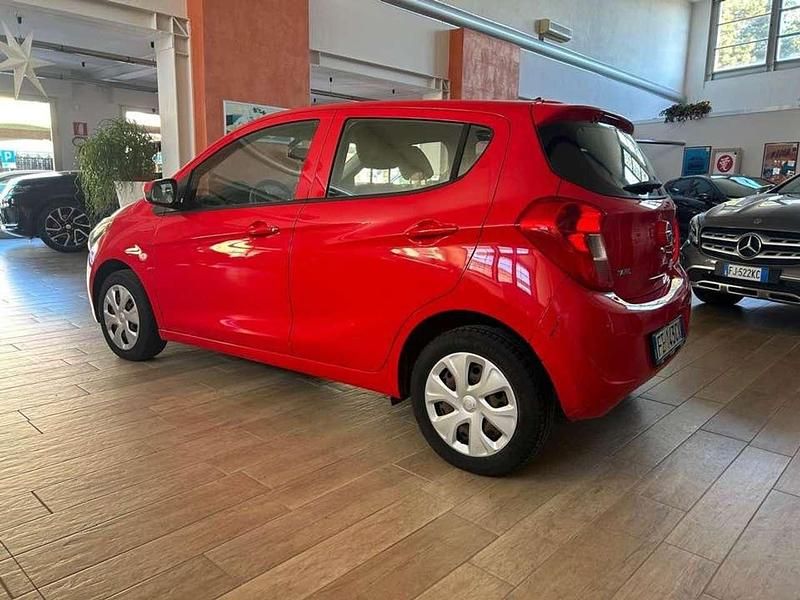 Usata Opel Karl Cosmo 75 CV (55 kW) 2016 Rosso Utilitaria