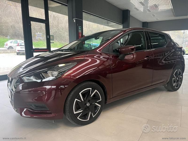 Usata Nissan Micra Acenta 92 CV (67 kW) 2022 Rosso Utilitaria