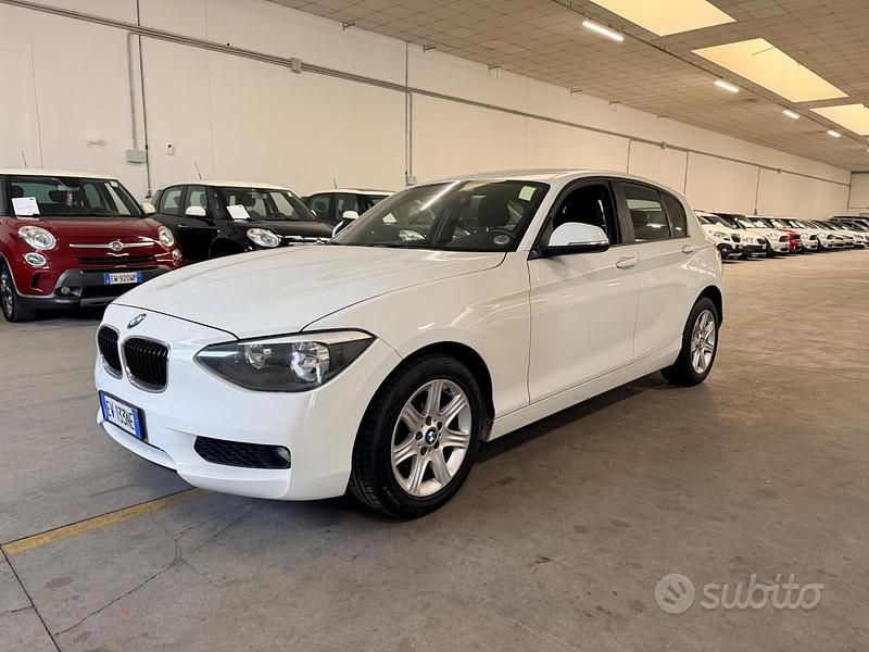 Usata BMW 114 Sport Line 95 CV (69 kW) 2014 Bianco Utilitaria