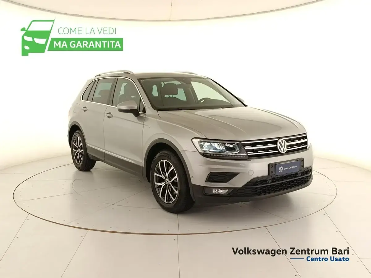 Usata VW Tiguan Business 150 CV (110 kW) 2020 Argento SUV