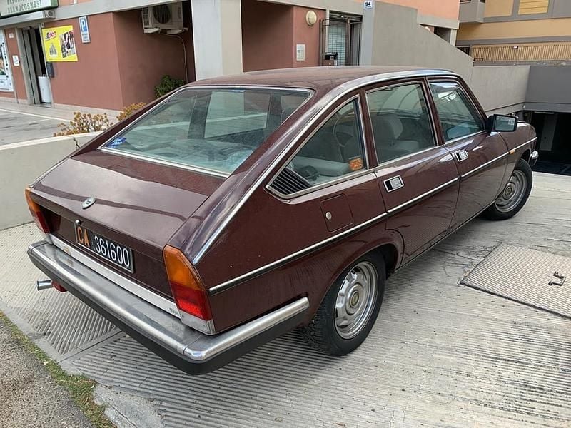 Usata Lancia Beta 102 CV (75 kW) 1980 Rosso Berlina