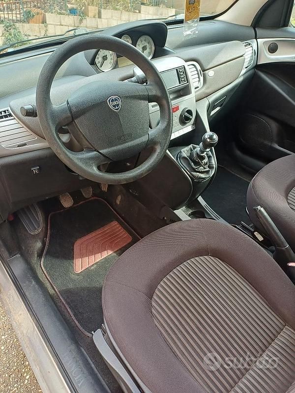 Usata Lancia Ypsilon 77 CV (56 kW) 2009 Utilitaria