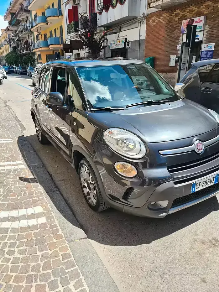 Usata Fiat 500L Trekking 85 CV (62 kW) 2015 Grigio Monovolume