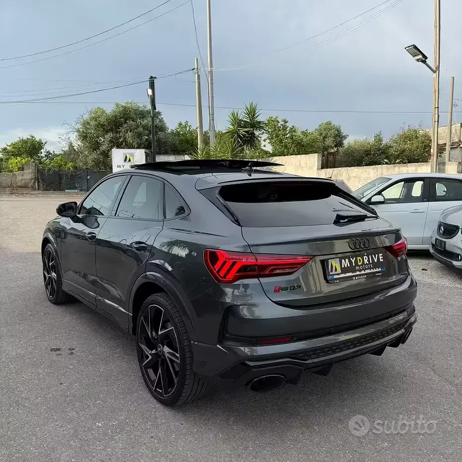 Usata Audi Q3 Ambiente 400 CV (294 kW) 2022 Grigio SUV