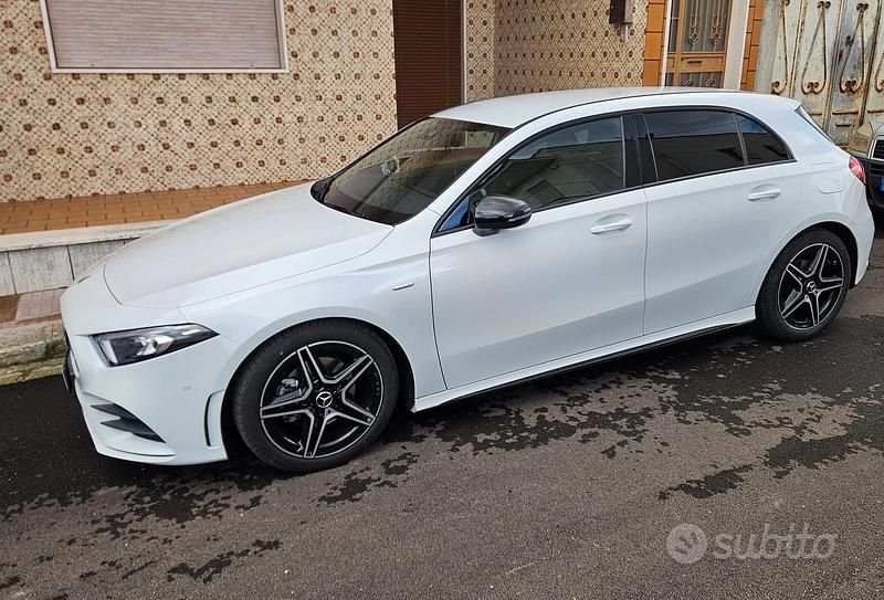 Usata Mercedes A200 AMG 150 CV (110 kW) 2021 Bianco Berlina
