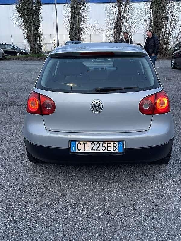 Usata VW Golf IV Comfortline 105 CV (77 kW) 2004 Berlina