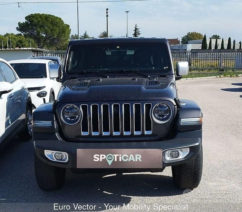 Usata Jeep Wrangler Sahara 272 CV (200 kW) 2020 Grigio SUV