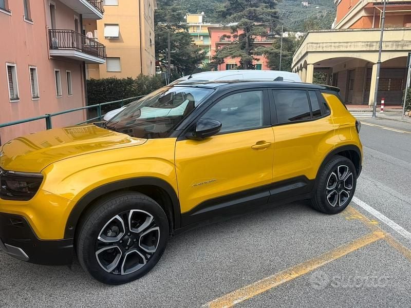 Usata Jeep Avenger 100 CV (73 kW) 2023 Giallo SUV