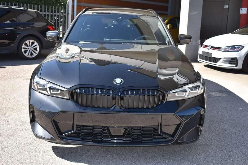 Usata BMW 330 M Sport 245 CV (180 kW) 2025 Nero Station wagon