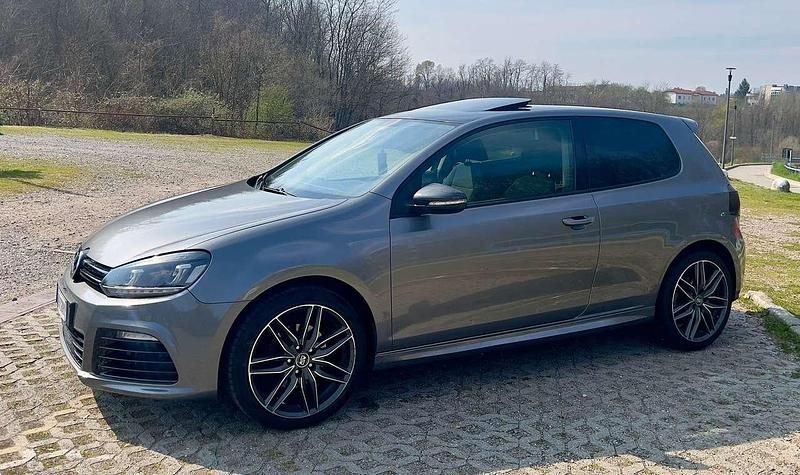 Usata VW Golf VI Highline 122 CV (89 kW) 2011 Grigio Utilitaria