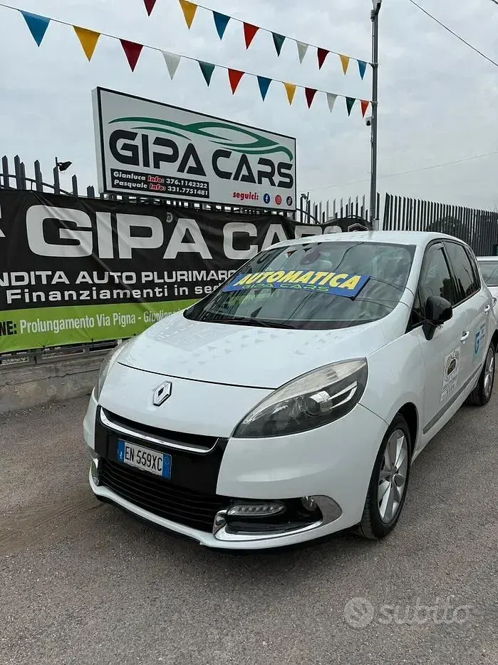 Usata Renault Scenic E-Tech Bose Edition 110 CV (80 kW) 2012 Bianco Monovolume