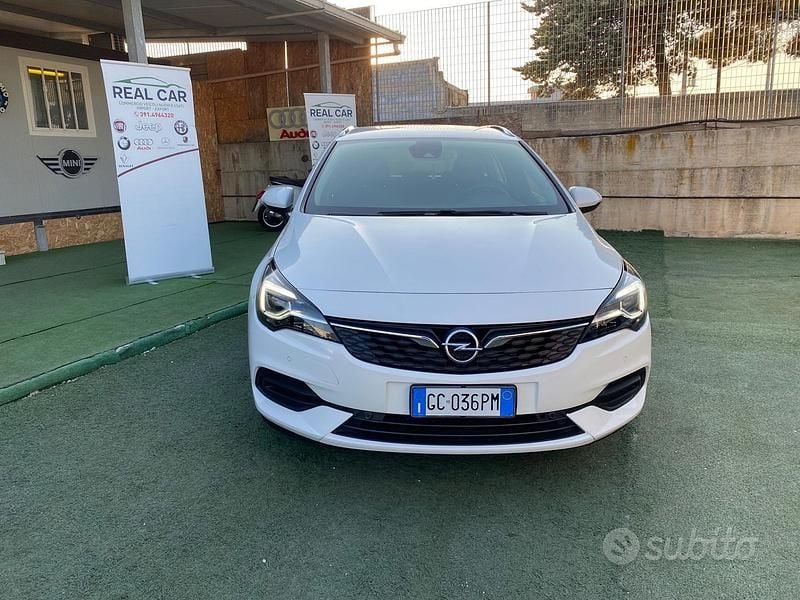 Usata Opel Astra 105 CV (77 kW) 2020 Bianco Station wagon