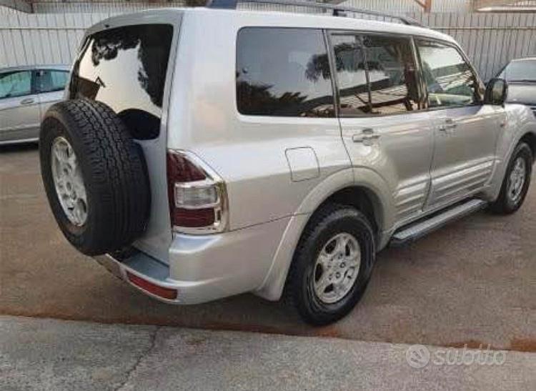 Usato 2001 Mitsubishi Pajero 3.2 Diesel (9.000 €)